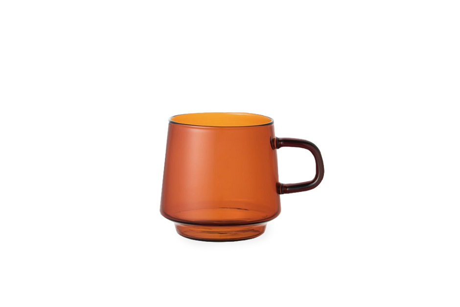 Evoking a sense of nostalgia & comfort, this cup from Kinto is rooted firmly in the present. At 340ml, it's the perfect vessel to enjoy a clean & delicate filter brew from.