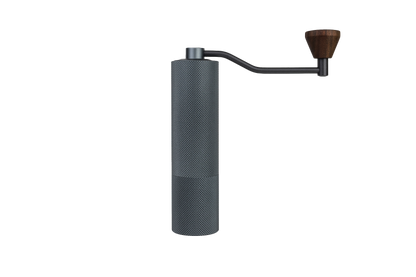 Equipped with E&B (espresso and brewing) burrs, the Slim Plus is capable of grinding for both filter and espresso brewing.
