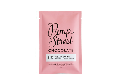 A creamy, luxurious whole milk chocolate with notes of caramel and treacle, offering a zesty finish that’s characteristic of Madagascan beans. 