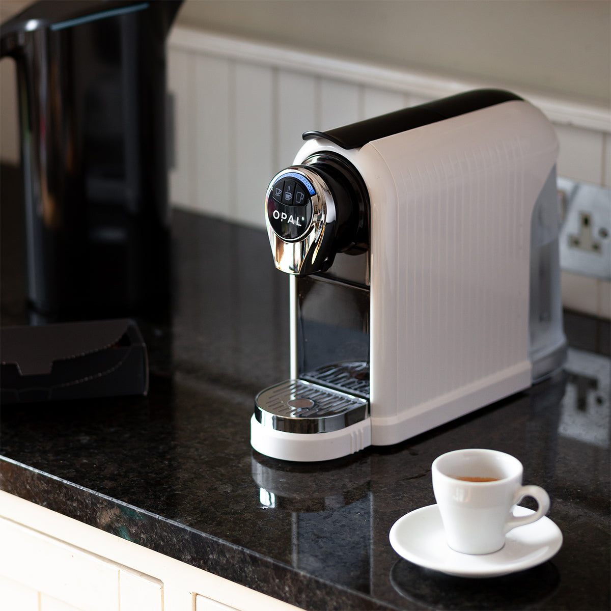 Coffee Capsule + Machine Bundle